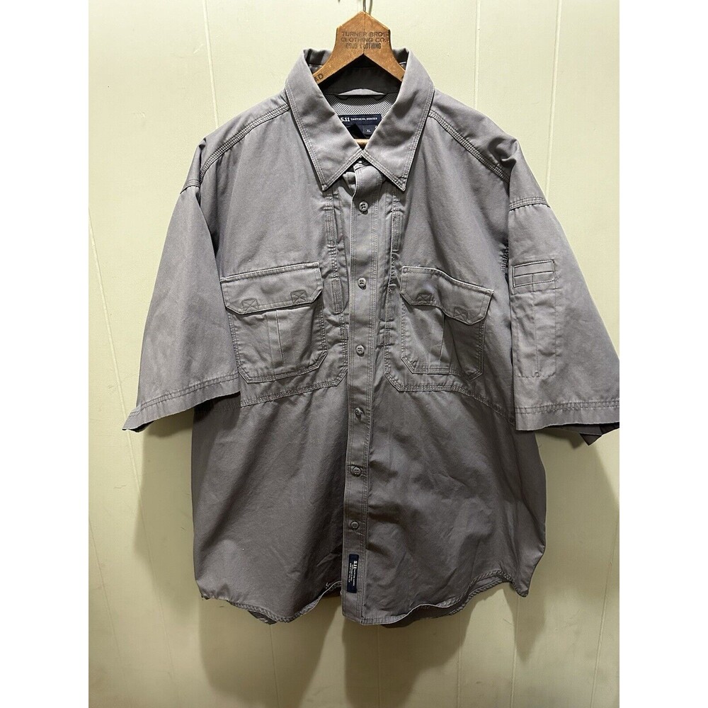 5.11 Tactical Men’s XL Series Style 71152 Wolfe Gray Short Sleeve Button Up
